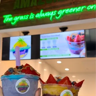 Pure coconut blue paradise + ube. And pure mango + organic açaí. Heavenly!!