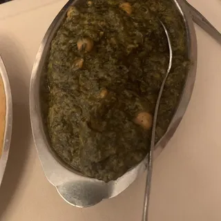 Saag Choley