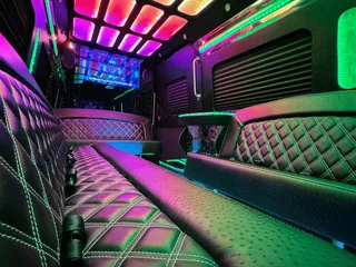 Cali Party Bus