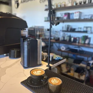 The left is the Das Machine, right is the macchiato