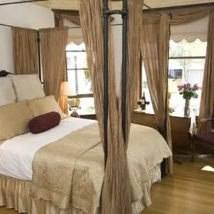 Mozart Room in our Musicians Manor House