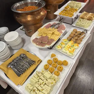 dessert, food
