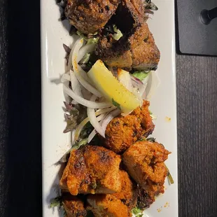 Boti kabob and peshawari murgh tikka - must get!!