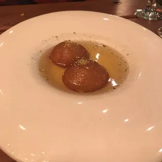 Gulab jamun (2pcs)