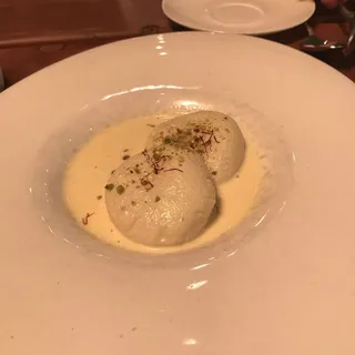 Rasmalai (2pcs)