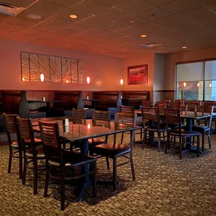 Beautiful dining room with excellent views of the inter coastal waterway