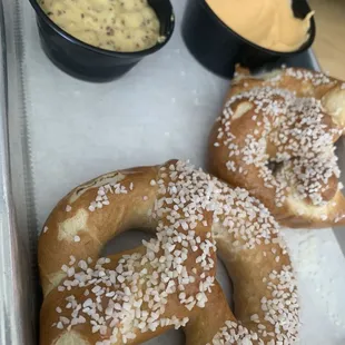 Bavarian Pretzel and cheese dip