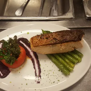 seafood, fish, grilled seafood, grilled fish, food