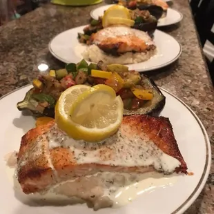 Broiled Salmon with Lemon and Dill Cream Sauce