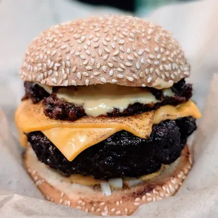 DH - Chilli Cheese  Reminds of an elevated Tommy's burger