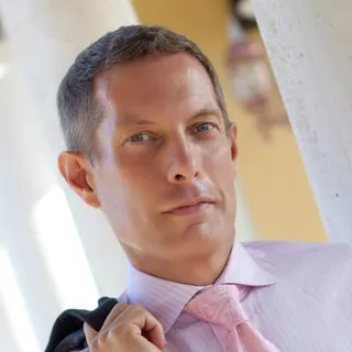 Allan R.