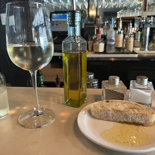 9oz wine pour