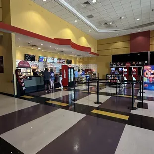 Clean and organize lobby. Friendly staff.