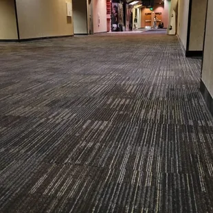 See?! No benches, and the guy just came to sweep up the trash