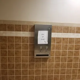 the sign should speak for the whole bathroom
