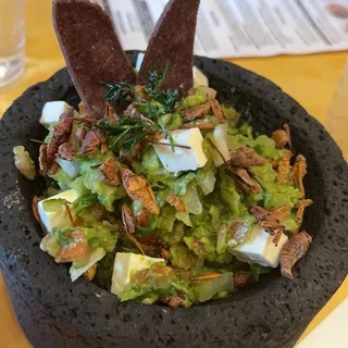 Guacamole con Chapulines