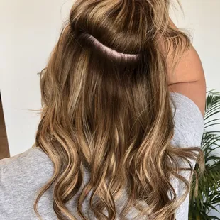 This is what and Invisible Bead Extension FLIP-UP looks like. Noone will ever know you are wearing extensions.