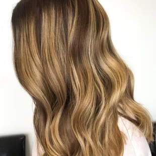 Just a root refresh for this gorgeous girl today. Her dimension and color is still on point.