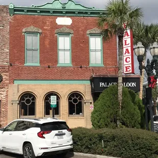 Palace Saloon - built 1878