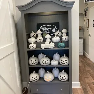 Pumpkin Patch, Paint Your Own!