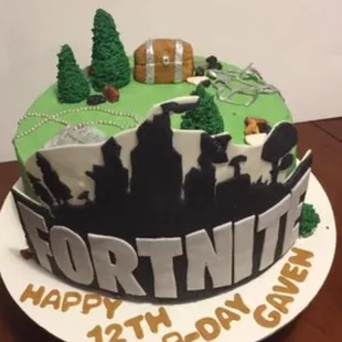 Fortnite cake