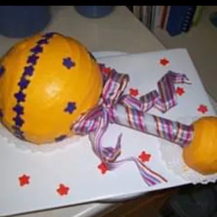 Baby shower cake