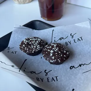 Flourless chocolate cake bites