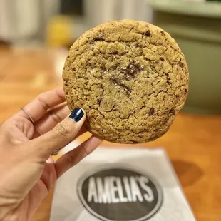 Chocolate chip cookie