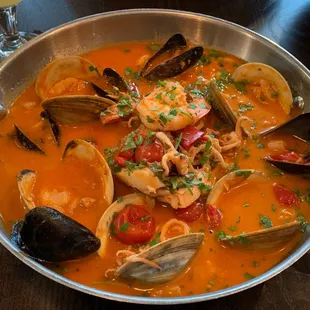 Zuppa Di Pesce