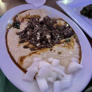 Hummus with Ground Lamb & Pomegranate