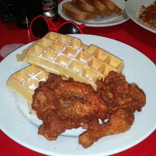Southern Fried Chicken & Waffle