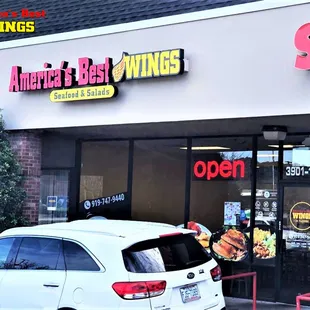 Located on Capital Blvd in Raleigh, America&apos;s Best Wings offers the best wings, seafood, burgers, salads, and more!