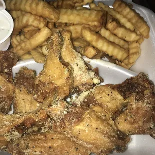 chicken wings and fried chicken, food
