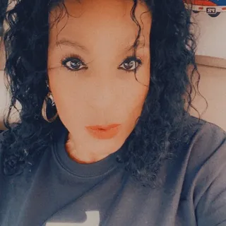 Yvette D.