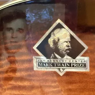 The back of Steve Martin&apos;s Mark Twain Prize banjo
