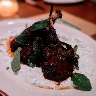 Grilled lamb chops. Very good.