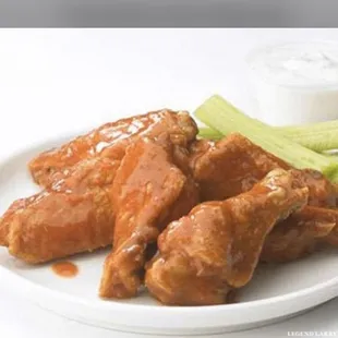 food, bbq wings, fried chicken wings, chicken wings and fried chicken, poultry, chicken wings, chicken, bbq chicken, fried chicken