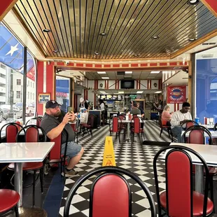 diners in a diner