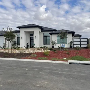 Paint front iron gates