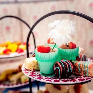 cupcakes, food, dessert