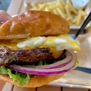 Classic Cheeseburger