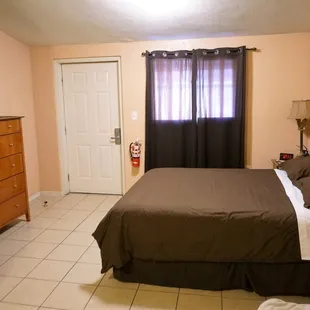 Single Suite with Sofa Bed