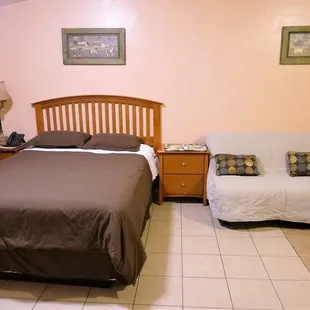 Single Suite with Sofa Bed