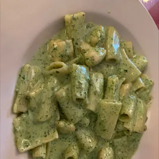 Chicken Rigatoni Basilico