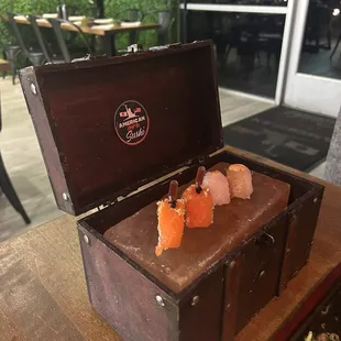 Nigiri sushi