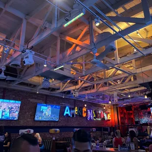 Dining and bar
