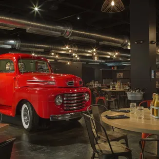 Main dining room at American Kitchen