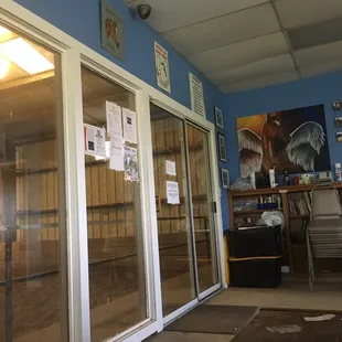 Waiting/Lobby/Viewing area.
