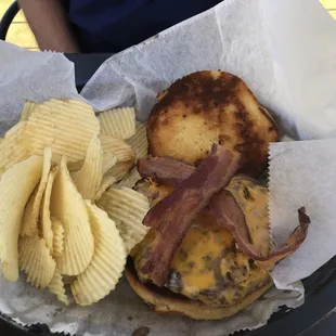 Bacon cheeseburger