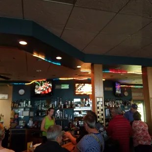 Big crowd for a Wednesday night.